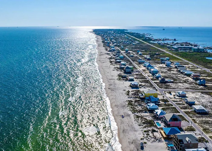 Holiday home Beachside Coastal Retreat - Pet Friendly With Free Activities *