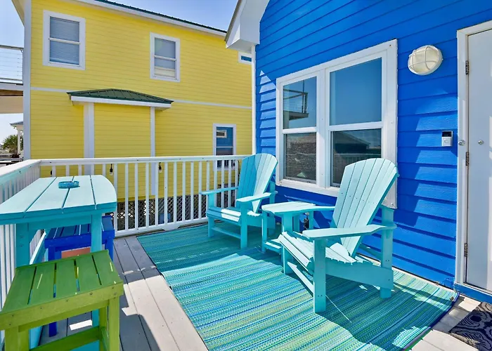 Holiday home Beachside Coastal Retreat - Pet Friendly With Free Activities Gulf Shores
