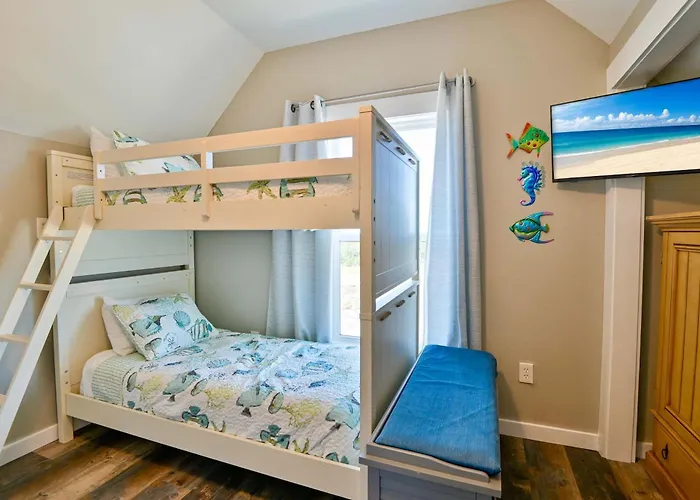 Beachside Coastal Retreat - Pet Friendly With Free Activities Holiday home *